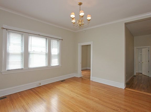 3rd image of 1121 S Taylor Ave #1