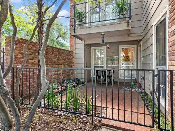 7510 Holly Hill Dr APT 151, Dallas, TX 75231