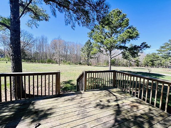 2nd image of 409 Wells Lee Rd