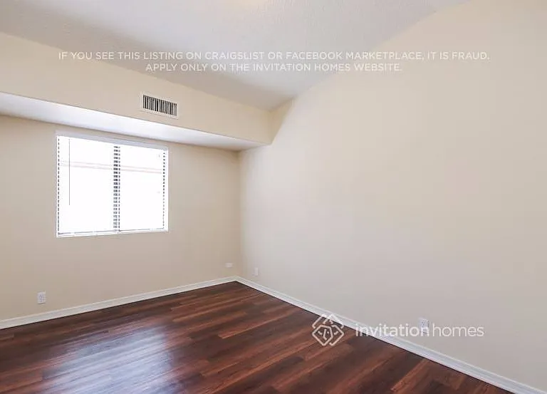 11134 N 82nd Dr — Photo 10