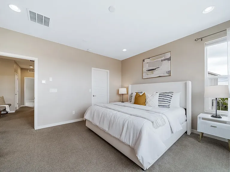 1000 Southurst Ln — Photo 11