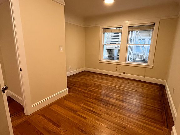 2nd image of 230 Oak St #198R