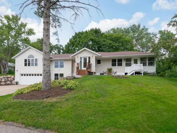 16004 Birch Ln, Minnetonka, MN 55345