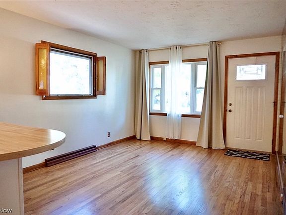 4th image of 1595 9th St