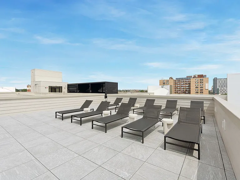 The Lyle on Broad — Photo 83