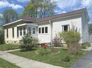 416 Nelson St, Cheboygan, MI 49721