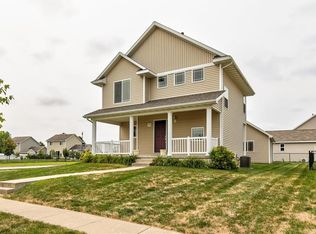 2828 SW White Birch Dr, Ankeny, IA 50023
