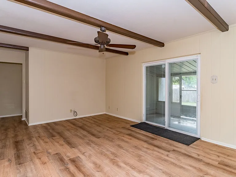4146 Longvale Dr — Photo 8