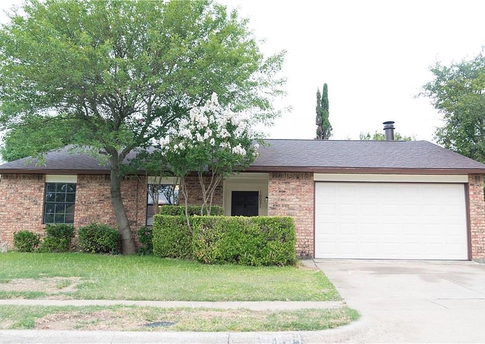 1st image of 10031 Deer Hollow Dr
