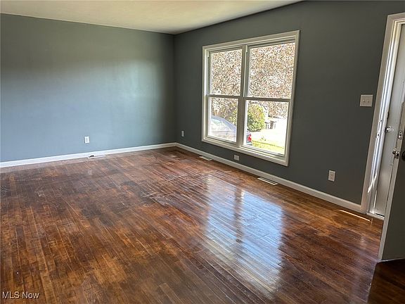 2nd image of 2503 Brooklyn Dr