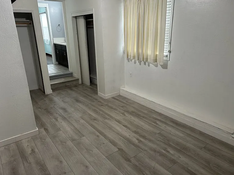 1229 Maple Ave — Photo 17