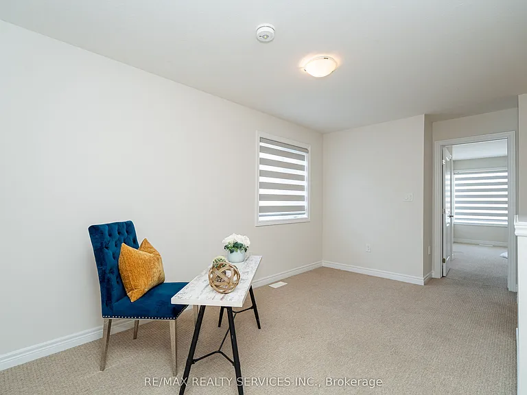 7 Baker Ln — Photo 31