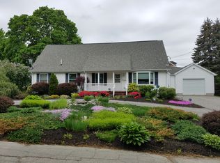 60 Bardwell St, Lewiston, ME 04240