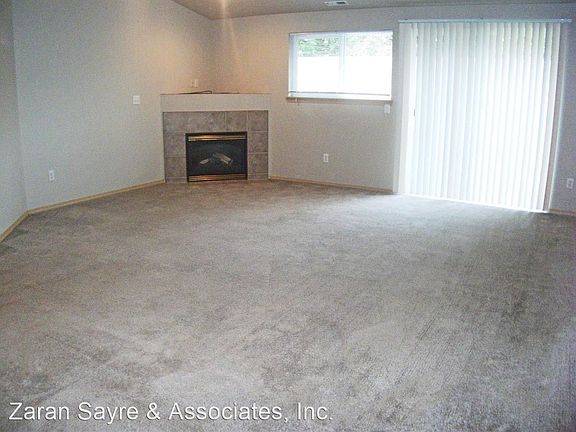 3rd image of 12116 117th Avenue Ct E