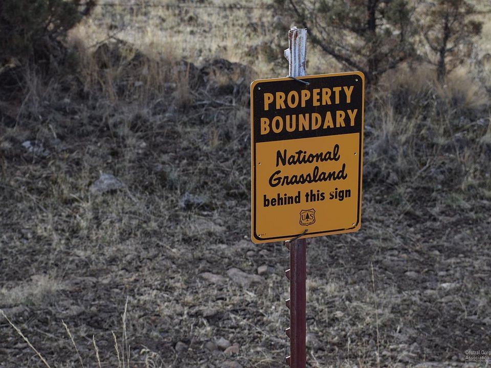 2nd image of 0 SW Round Butte Dr