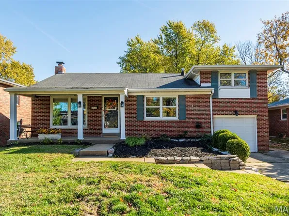 1916 Brassie Dr, Saint Louis, MO 63114