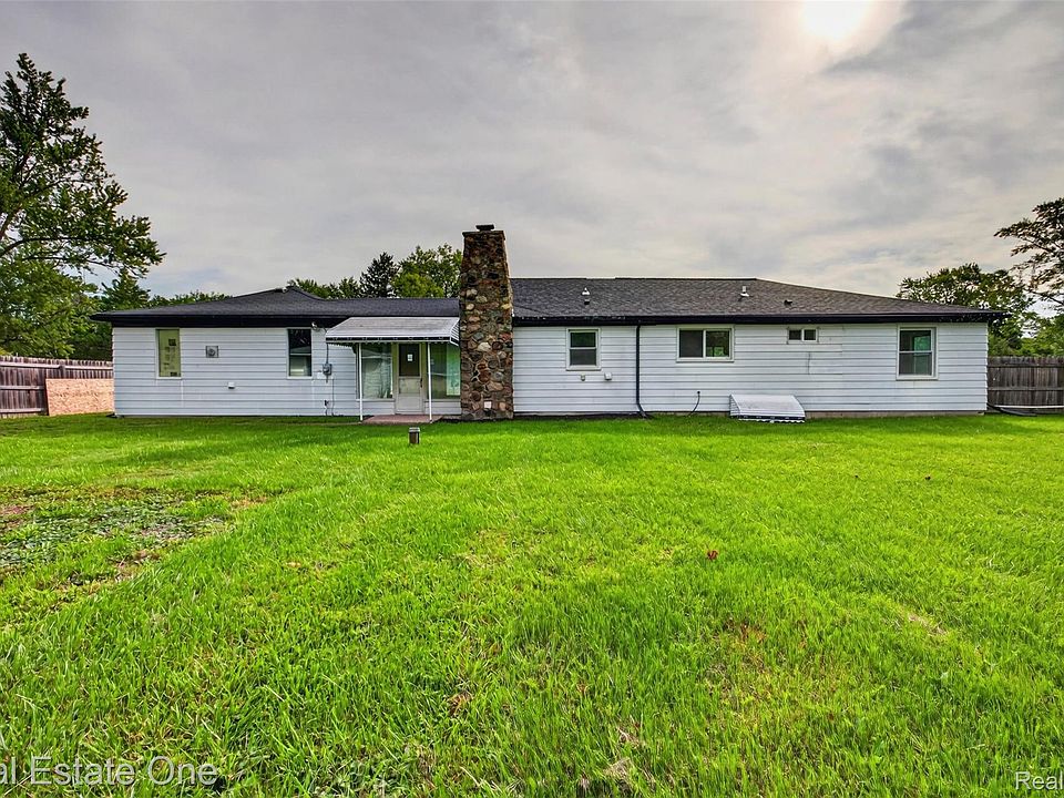 25275 Ravine St, photo 23