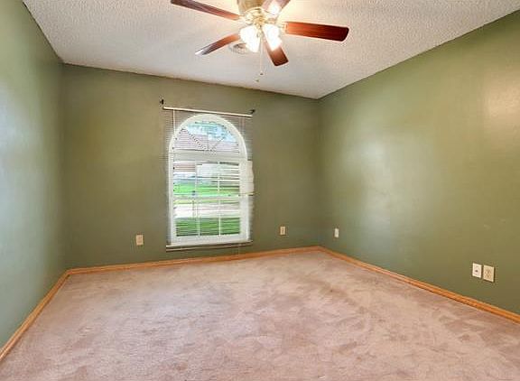 2nd image of 2708 Lena Dr