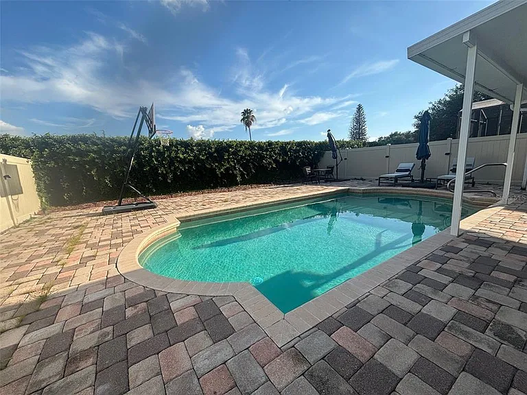 5028 Olde Kerry Dr — Photo 16