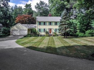 16 Volunteer Rd, Hingham, MA 02043