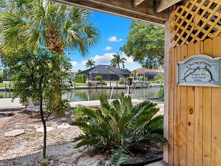 324 Waterleaf Ct — Photo 24