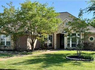 5204 Cascades Dr, College Station, TX 77845