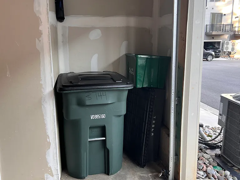 3744 Ellington St — Photo 31