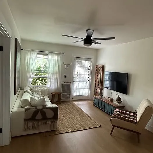 2020 Strongs Dr — Photo 1