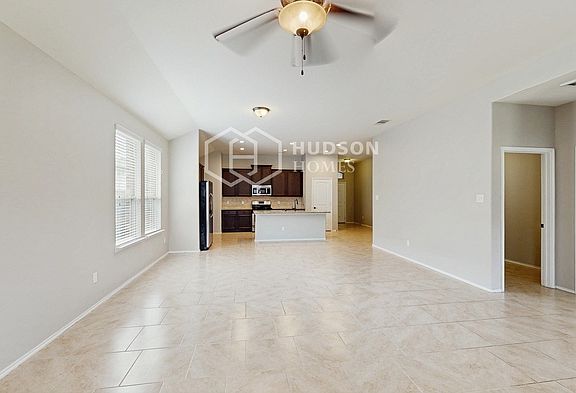 5th image of 8442 Coral Cove Pass Ln