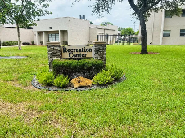 8523 Old Country Manor #524, Davie, FL 33328