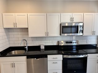 33 Brookline St #13, Cambridge, MA 02139