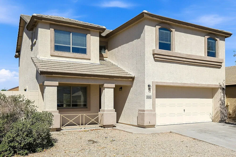 5 bed, 2.5 bath, 2186 sqft, $2,515 — Photo 4