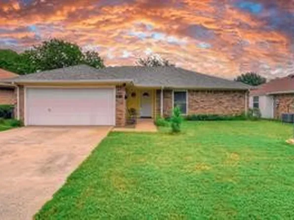 3804 Memphis Ln, Fort Worth, TX 76133