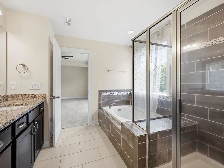 304 Atwood Dr — Photo 27