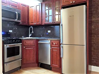 Rented by City Connections Realty