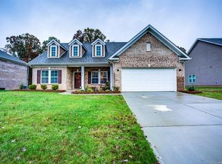 3935 Martele Dr, Mint Hill, NC 28227