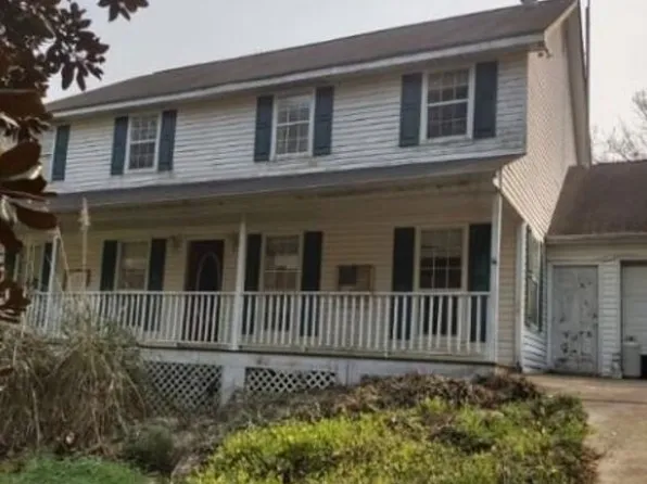 190 Calhoun Rd, Griffin, GA 30224