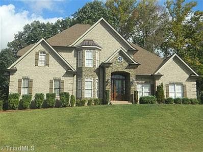 7648 Henson Forest Dr, Summerfield, NC 27358 | Zillow