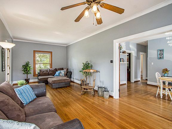 5th image of 914 Dayton Ave