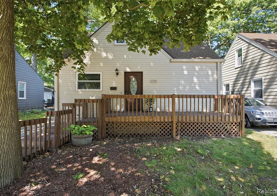 1408 Mohawk Ave