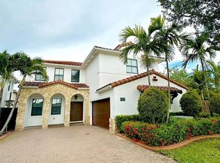 1001 NW 99th Ct, Miami, FL 33172