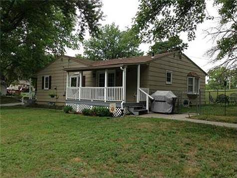 4th image of 211 S 17th St
