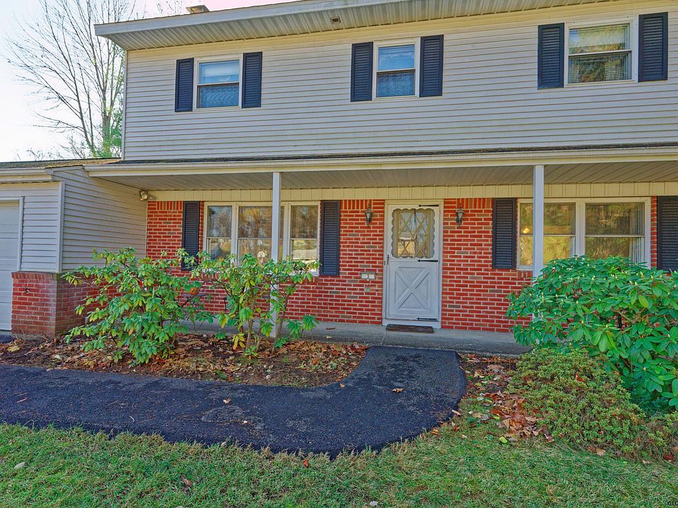 1st image of 3 Appletree Ln