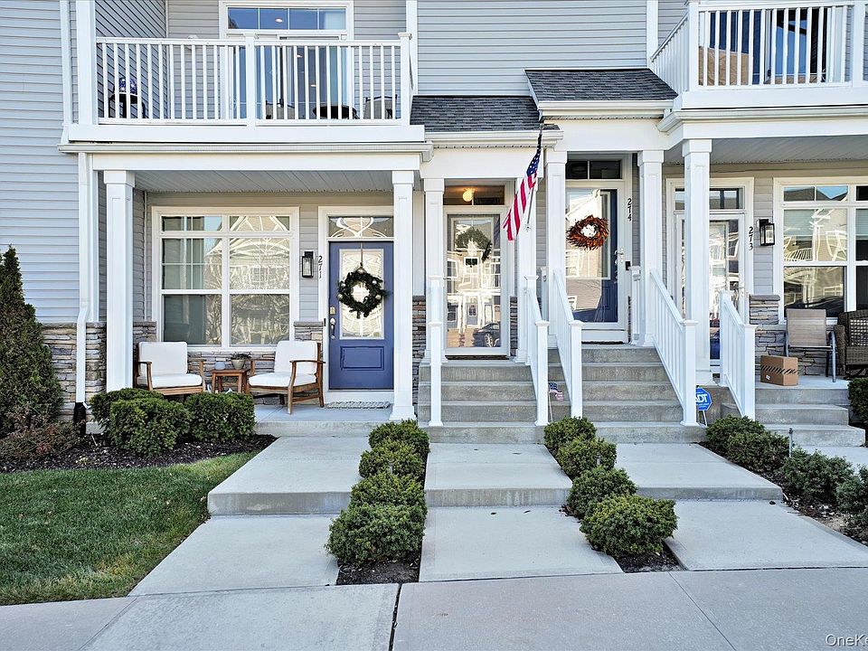 1st image of 272 Silver Timber Drive