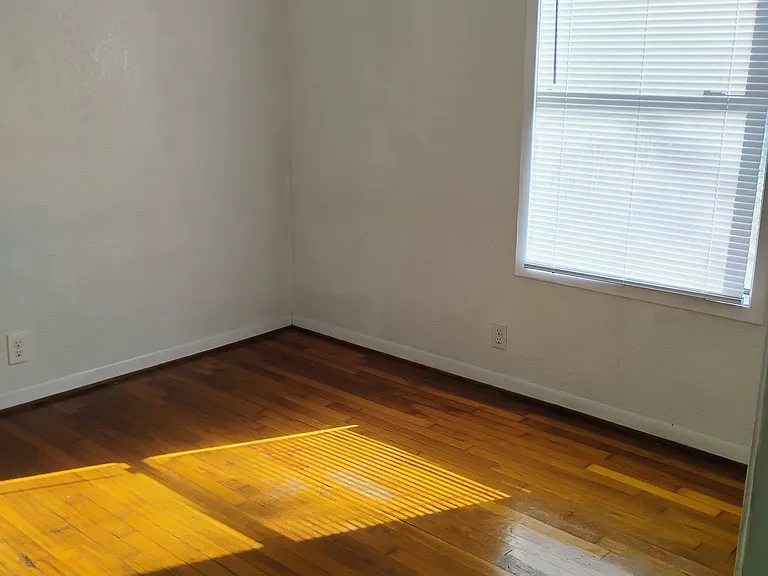 Back bedroom