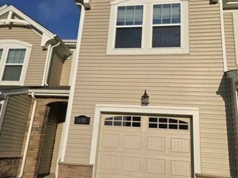 12027 Gambrell Dr — Photo 3