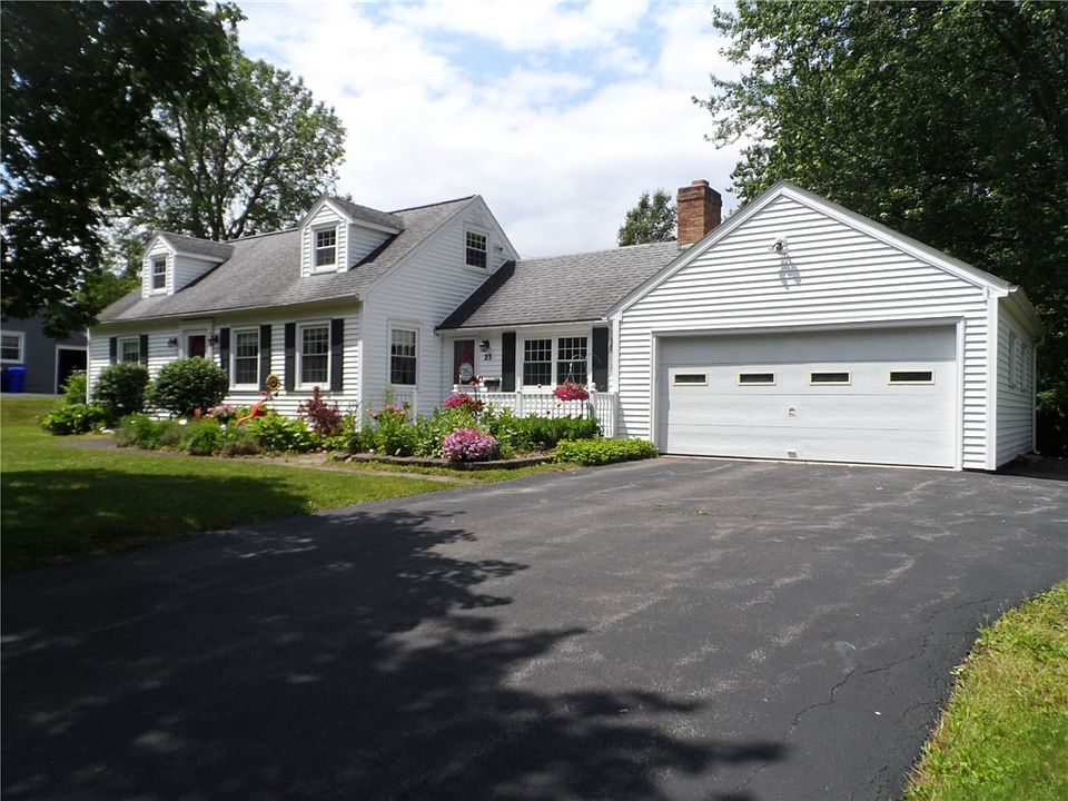 1st image of 23 Maryvale Dr