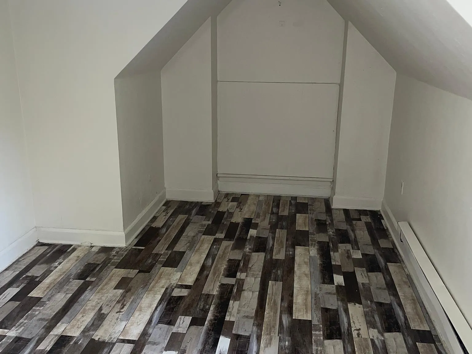 1 bed, $825 — Photo 2