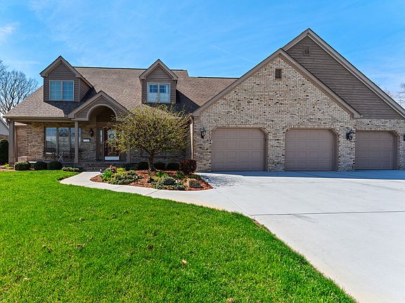 2nd image of 2534 Chestnut St