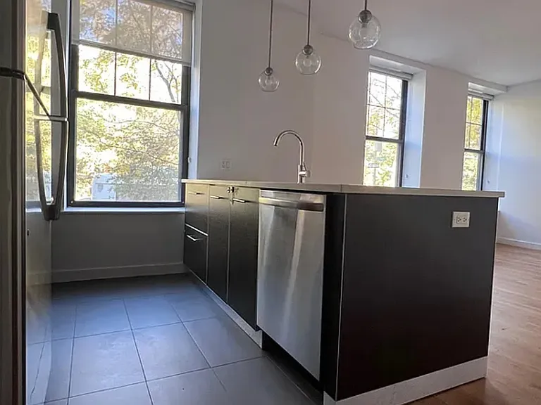 123 Parkside Ave #1S — Photo 5